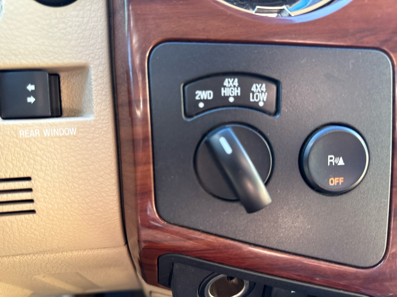 Ford F-350 SD XL Crew Cab 4WD 2008 Ford F-350 SD XL Crew Cab 4WD 2008