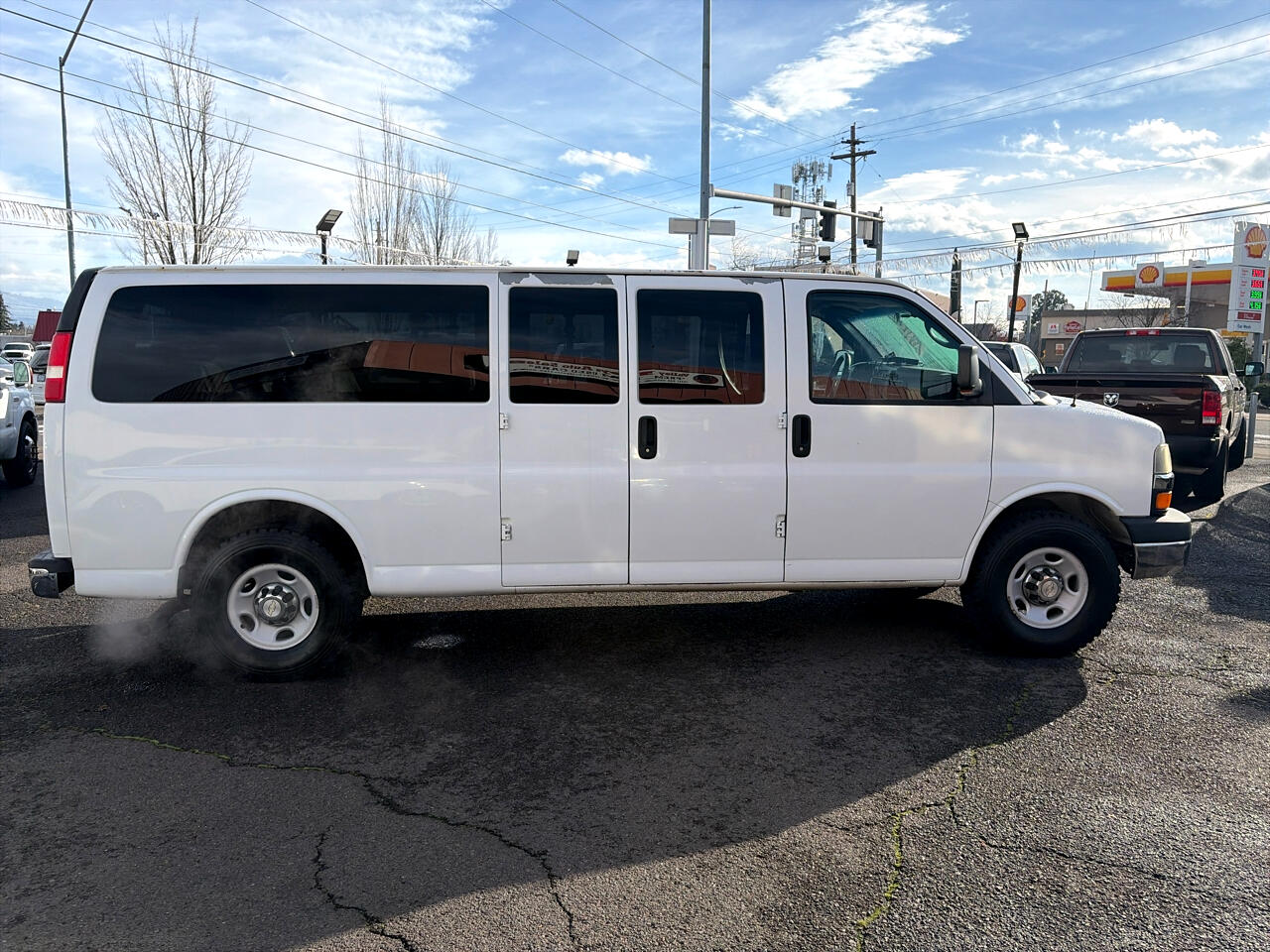 Chevrolet Express LT 3500 Extended 2012