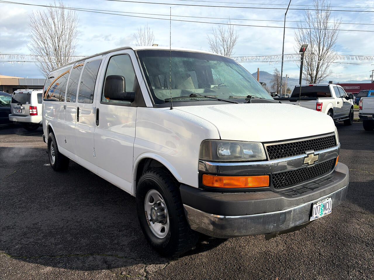 Chevrolet Express LT 3500 Extended 2012
