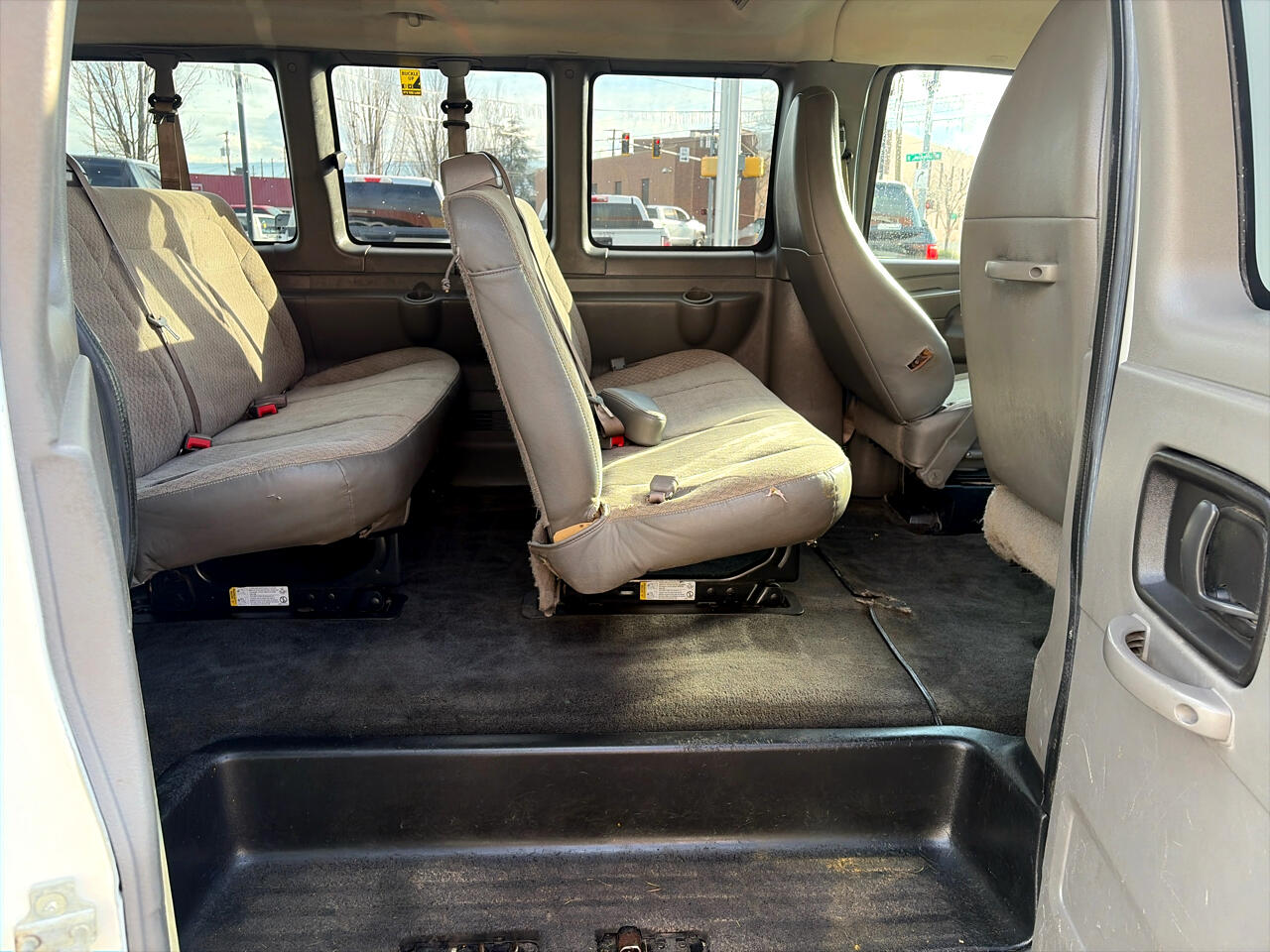 Chevrolet Express LT 3500 Extended 2012