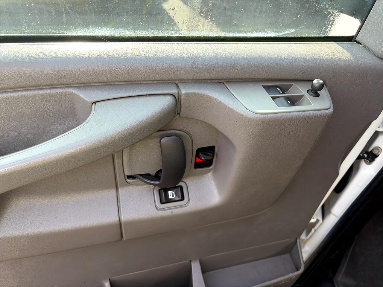 Chevrolet Express LT 3500 Extended 2012