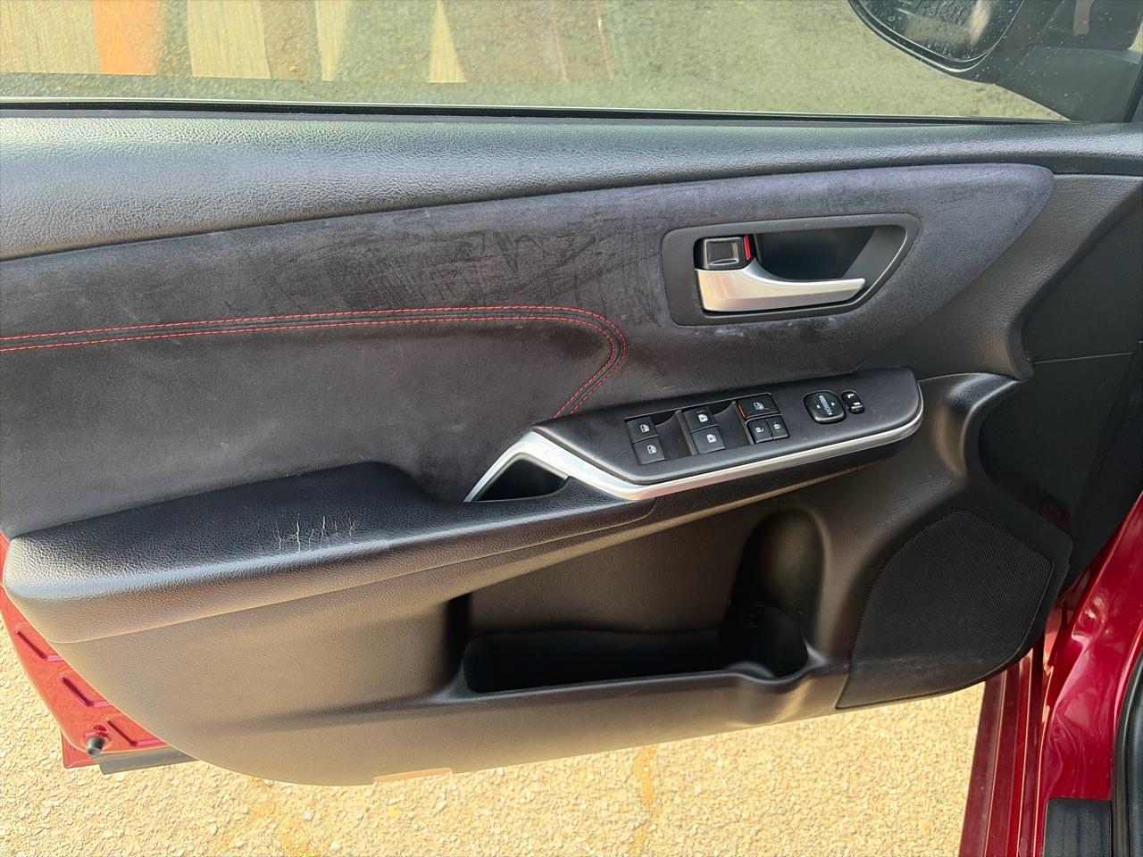 Toyota Camry LE 2017