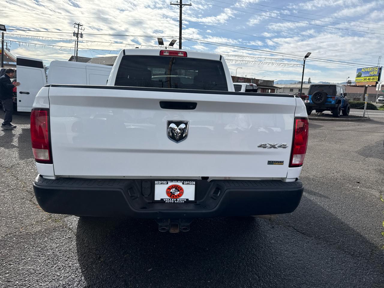 RAM 1500 Tradesman Quad Cab 4WD 2016