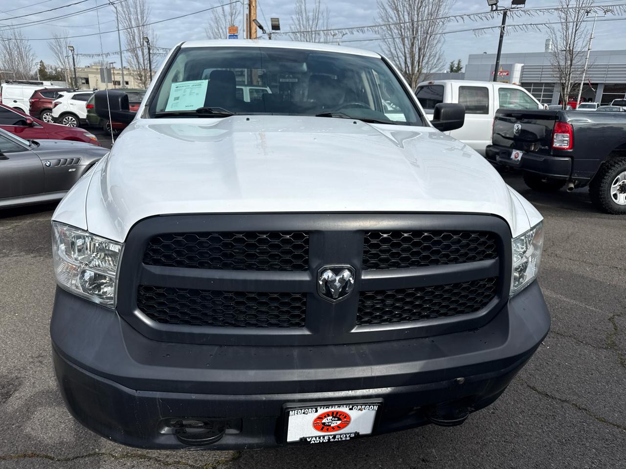 RAM 1500 Tradesman Quad Cab 4WD 2016
