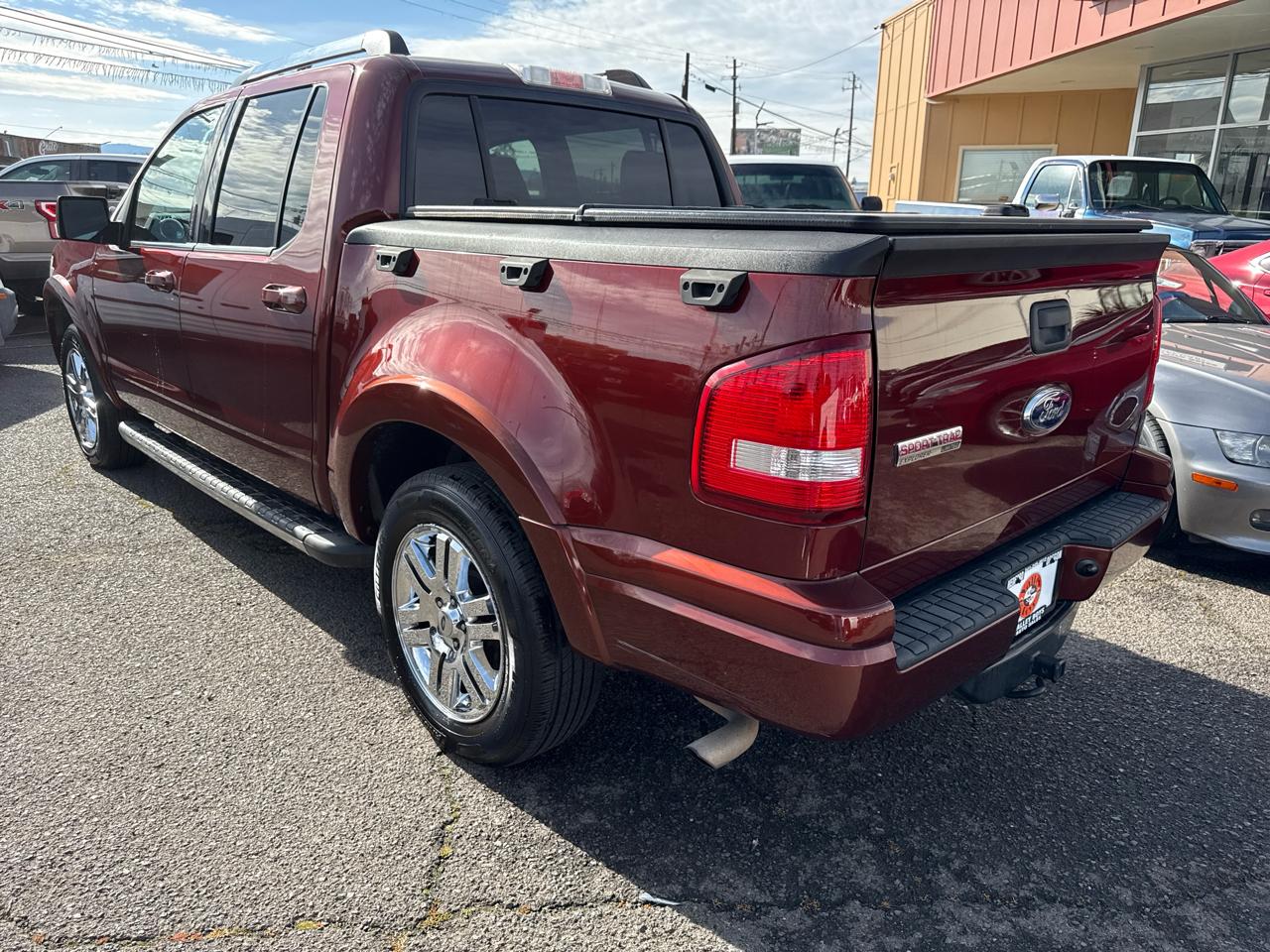 Ford Explorer Sport Trac Limited 4.0L 2WD 2010