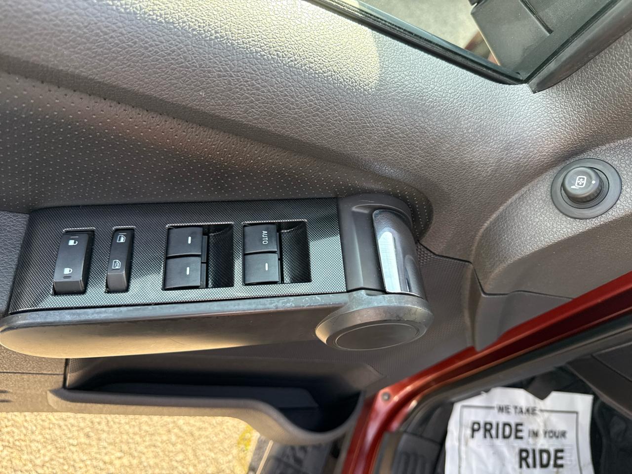 Ford Explorer Sport Trac Limited 4.0L 2WD 2010