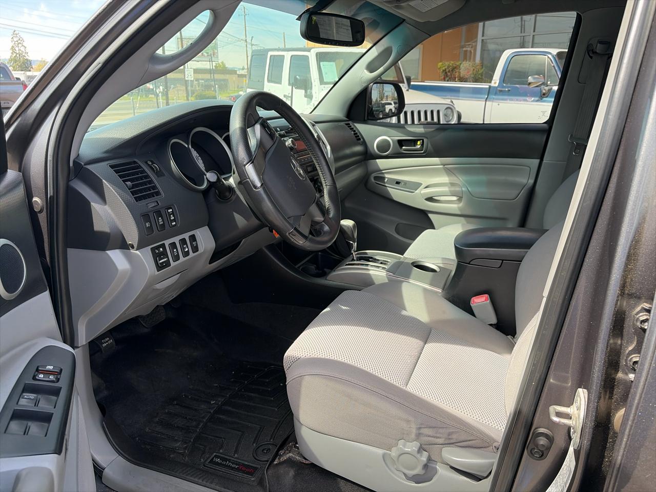 Toyota Tacoma Double Cab V6 4WD 2012