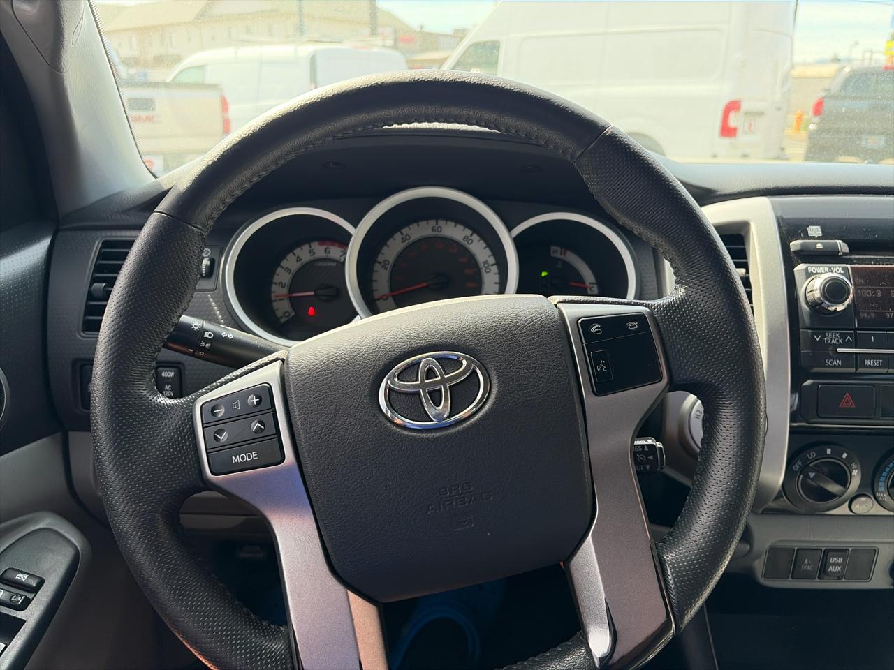 Toyota Tacoma Double Cab V6 4WD 2012