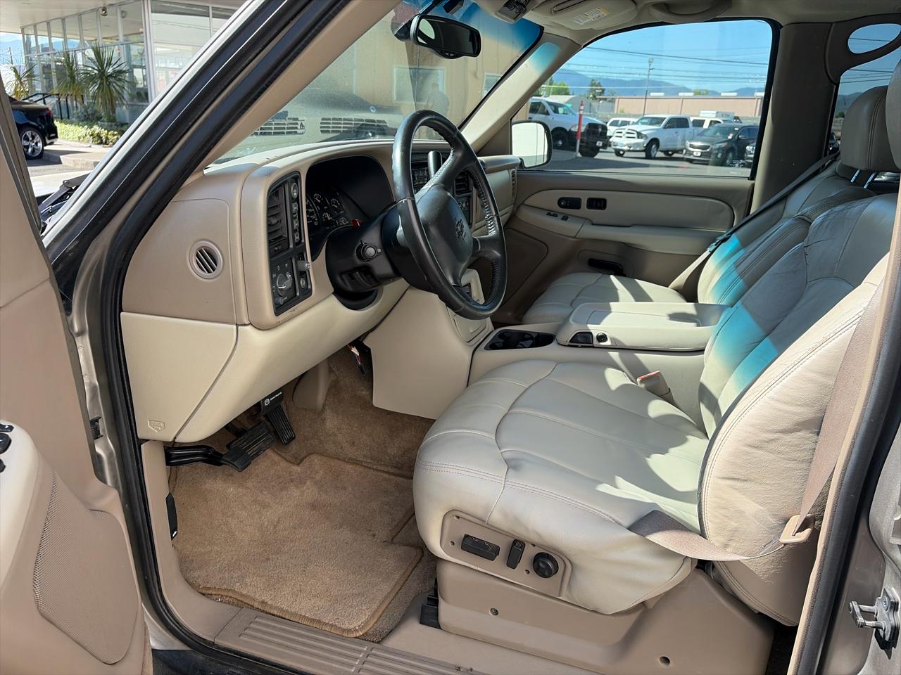 Chevrolet Suburban K1500 4WD 2001