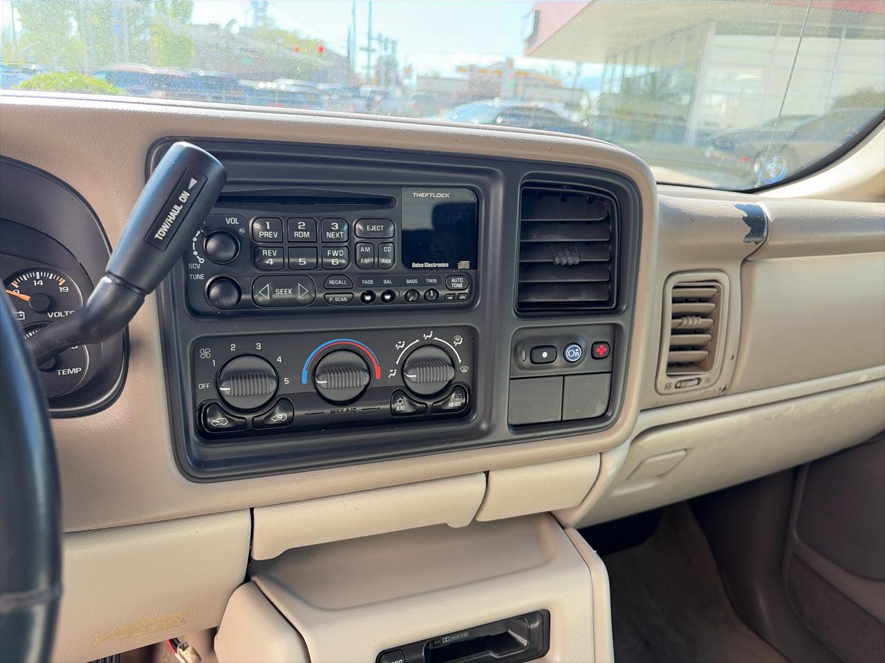 Chevrolet Suburban K1500 4WD 2001