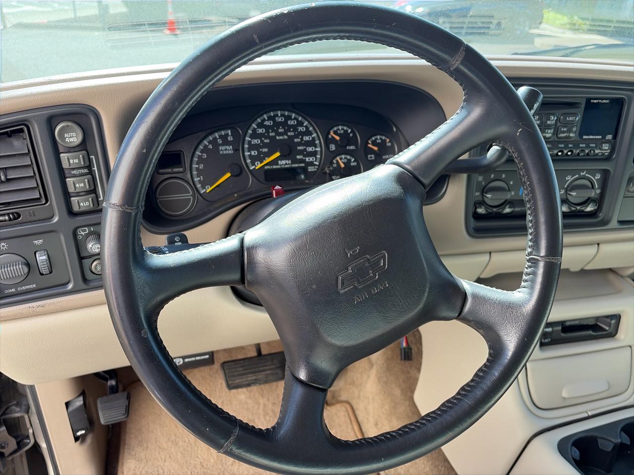 Chevrolet Suburban K1500 4WD 2001