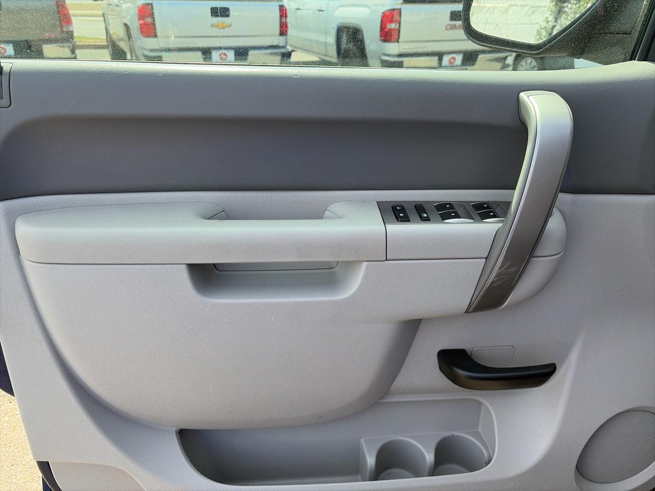 GMC Sierra 2500HD Work Truck Ext. Cab 4WD 2013