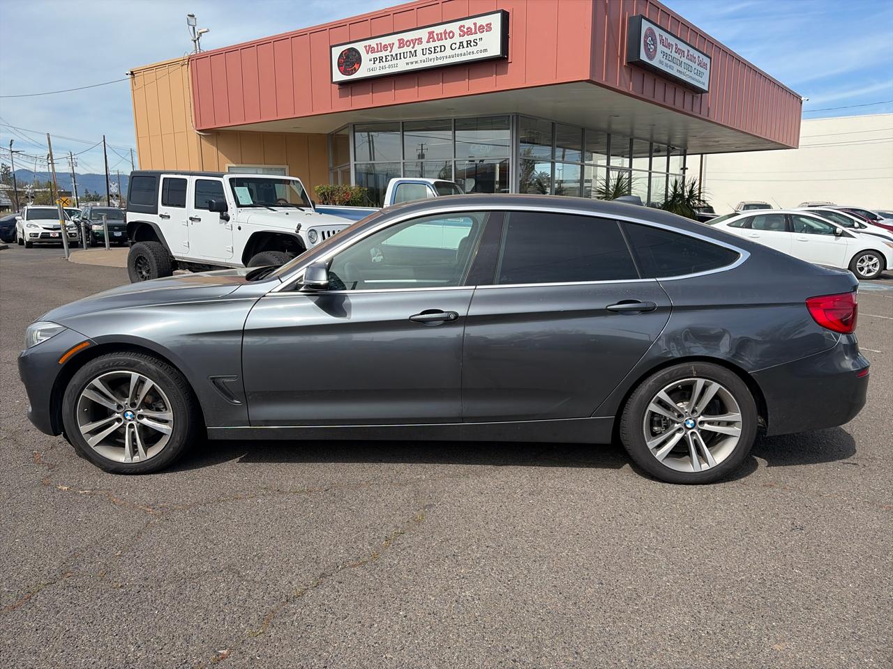 BMW 3-Series Gran Turismo 330i xDrive 2017
