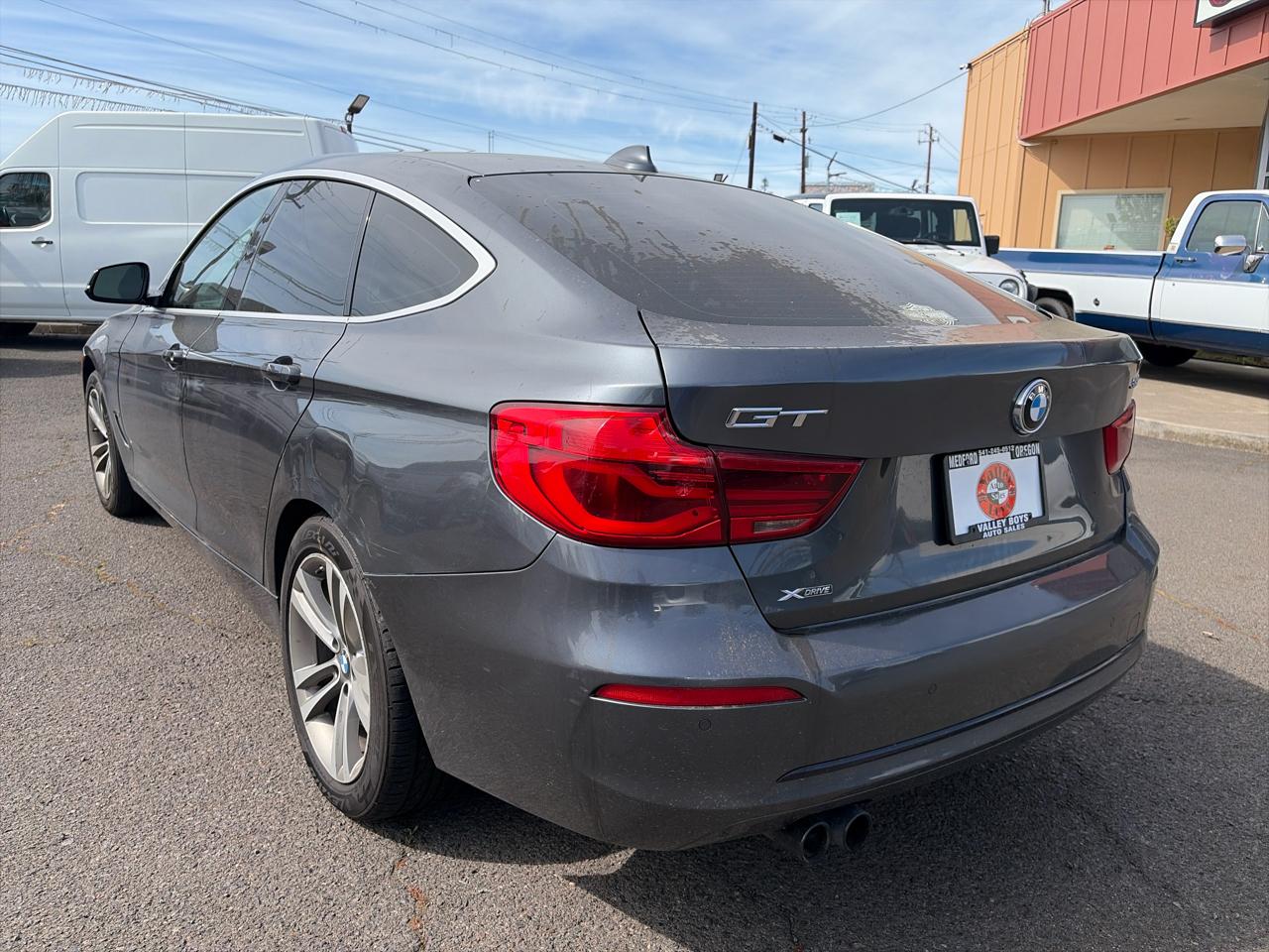 BMW 3-Series Gran Turismo 330i xDrive 2017