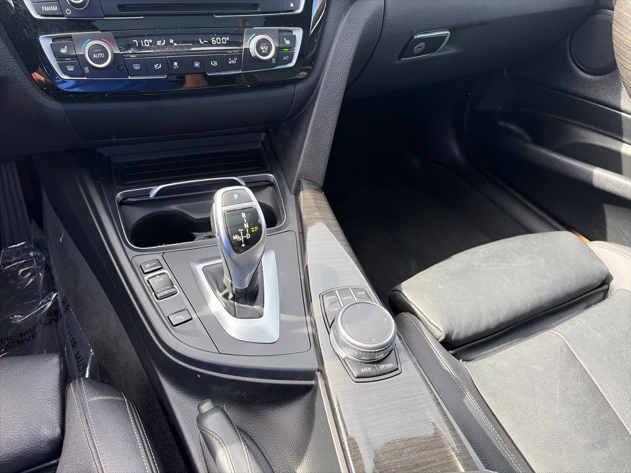 BMW 3-Series Gran Turismo 330i xDrive 2017