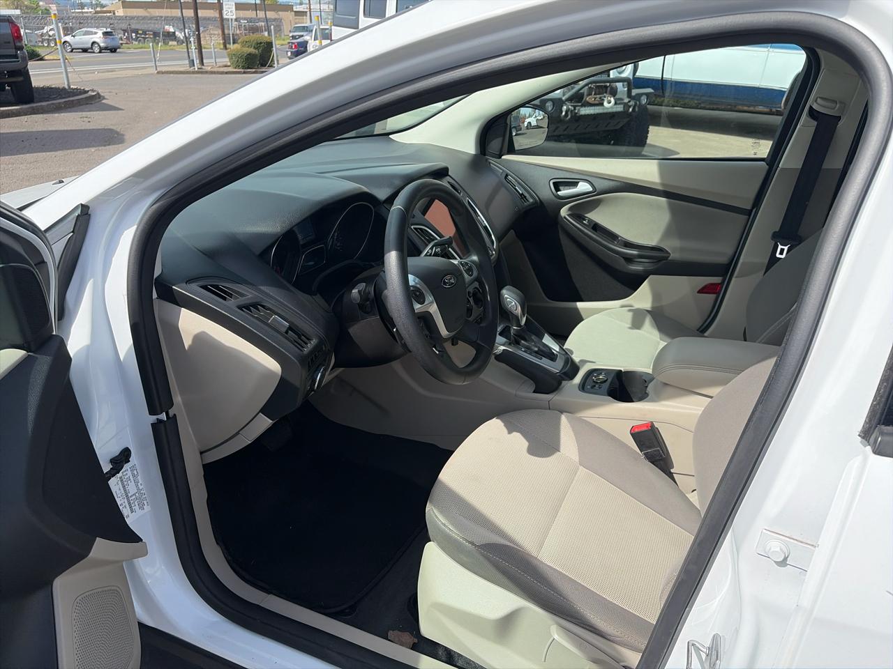 Ford Focus SE Sedan 2014