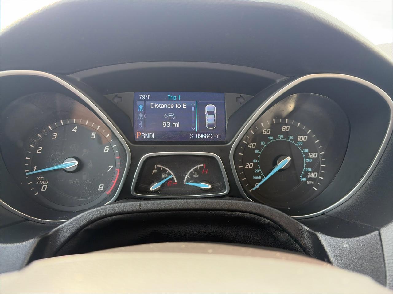 Ford Focus SE Sedan 2014