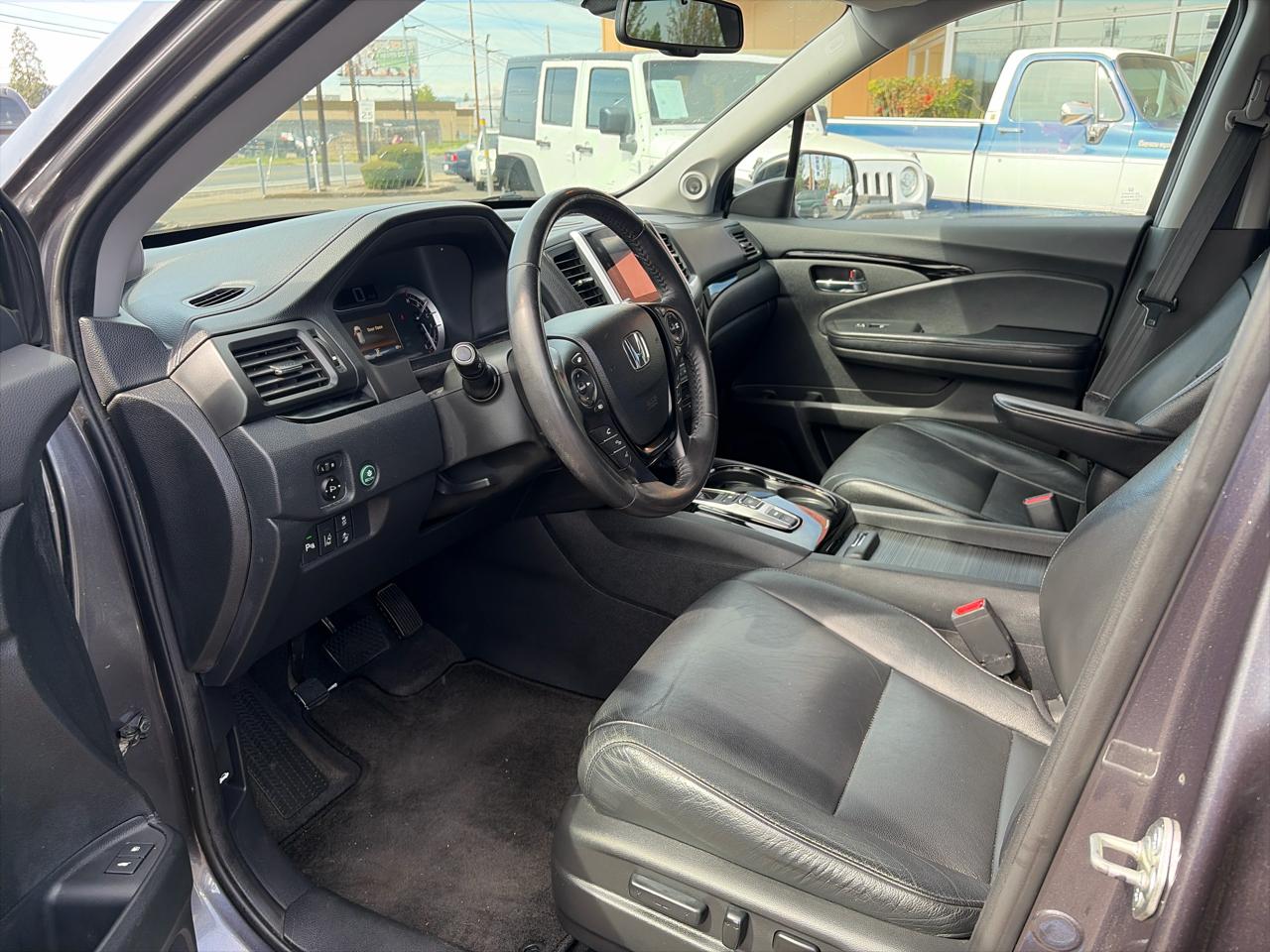 Honda Pilot Touring 2WD 2016