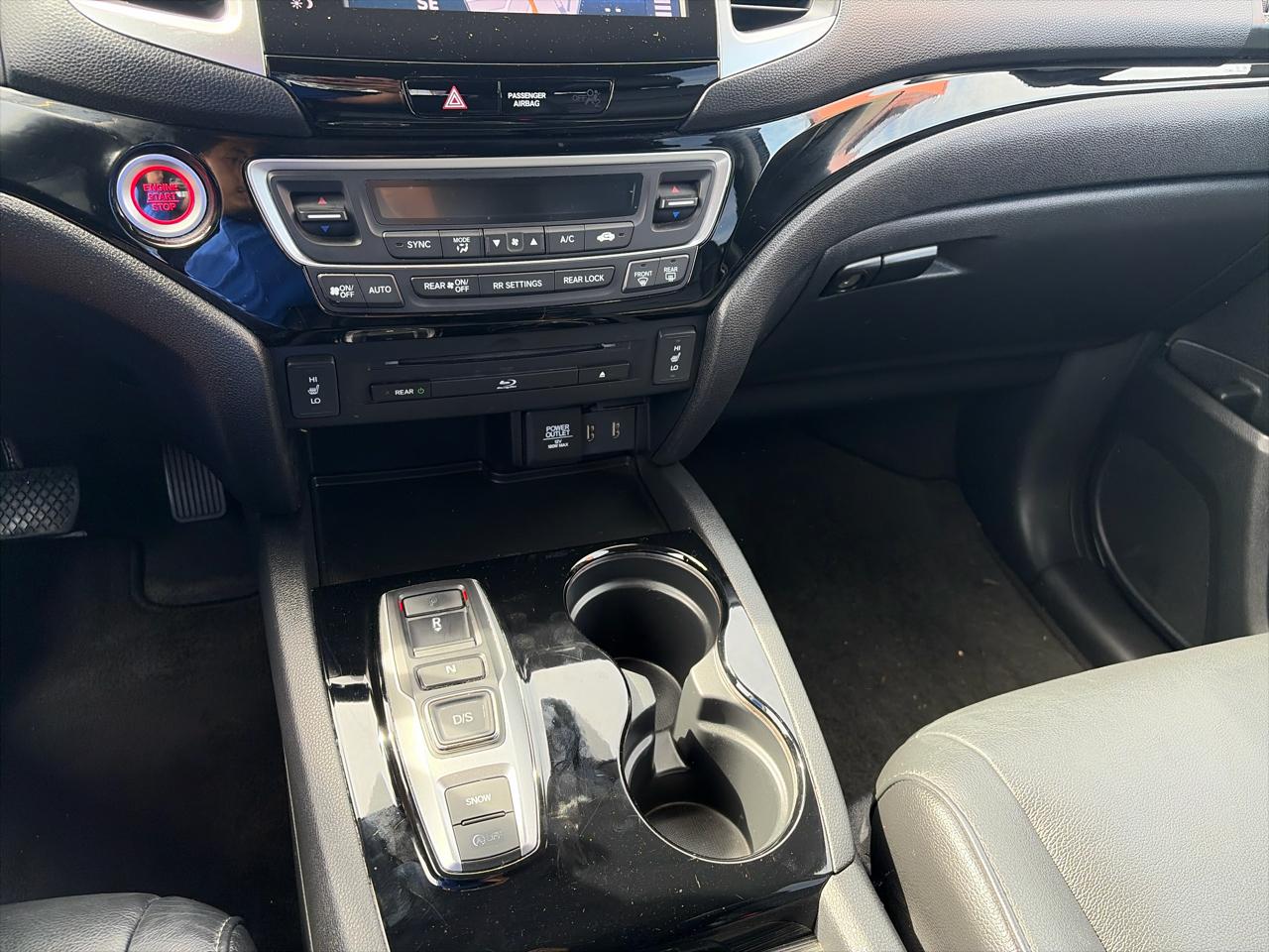 Honda Pilot Touring 2WD 2016