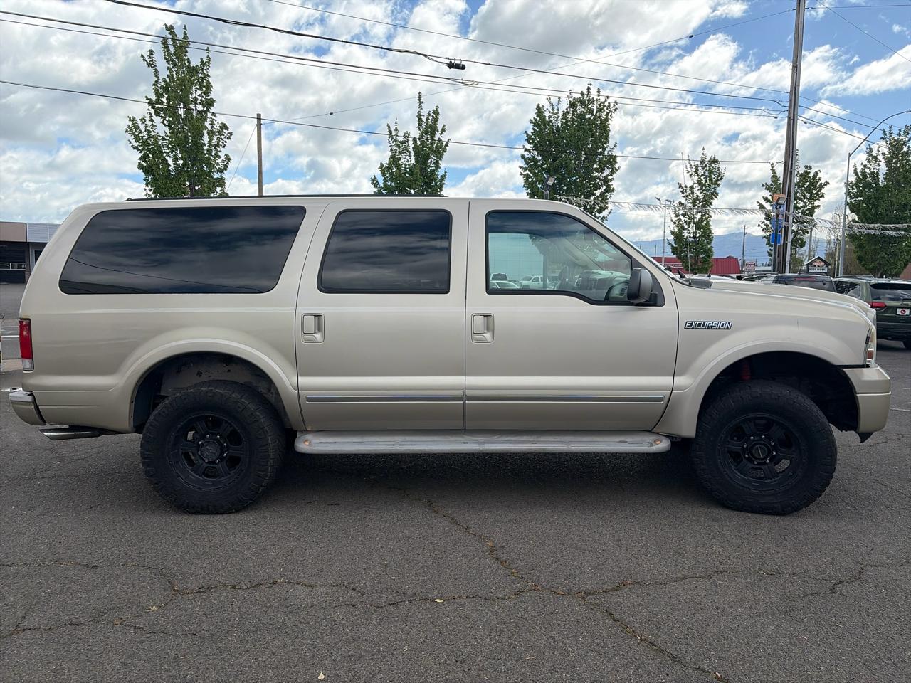 Ford Excursion Limited 6.8L 4WD 2005