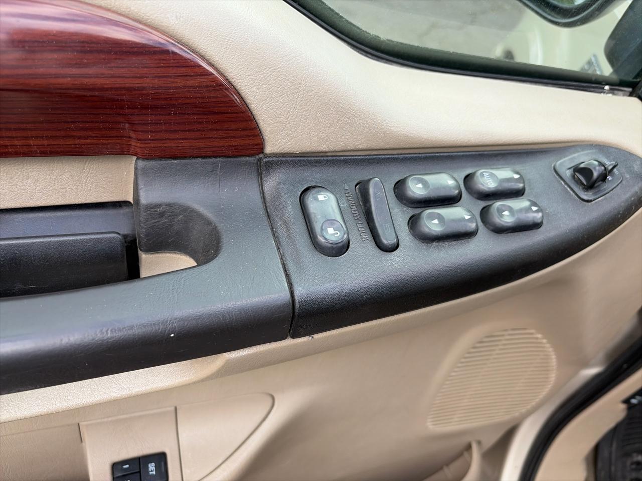 Ford Excursion Limited 6.8L 4WD 2005