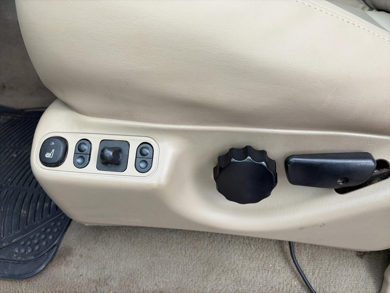 Ford Excursion Limited 6.8L 4WD 2005