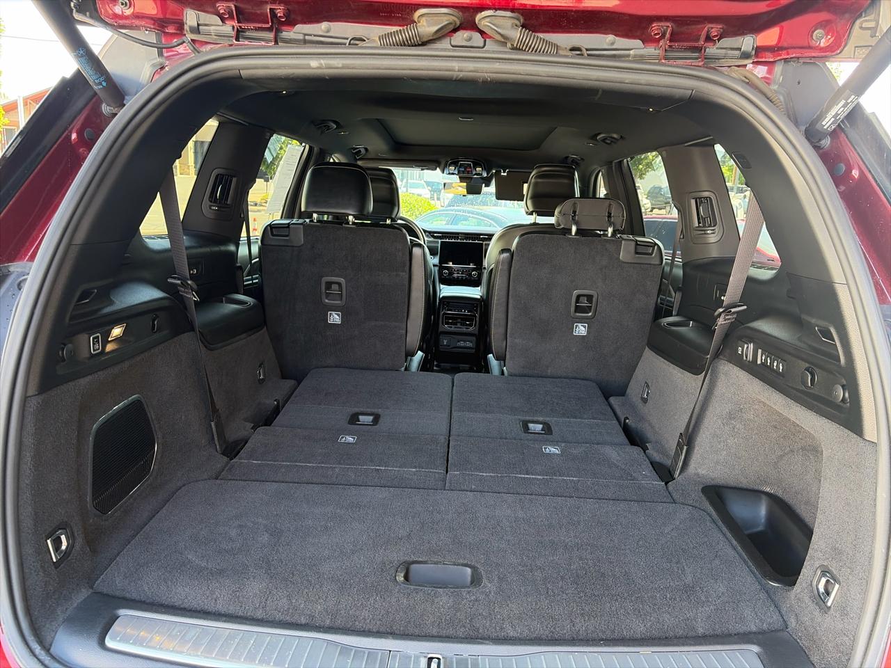 Jeep Grand Cherokee L Overland 4WD 2021