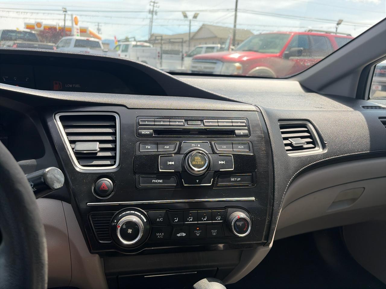 Honda Civic LX Sedan 5-Speed AT 2013
