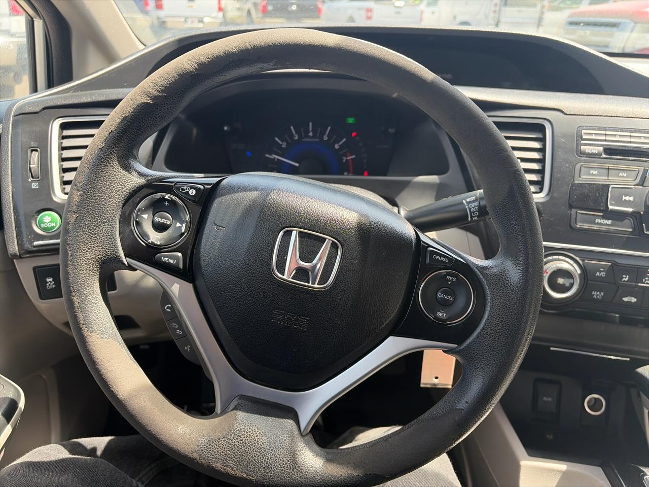 Honda Civic LX Sedan 5-Speed AT 2013