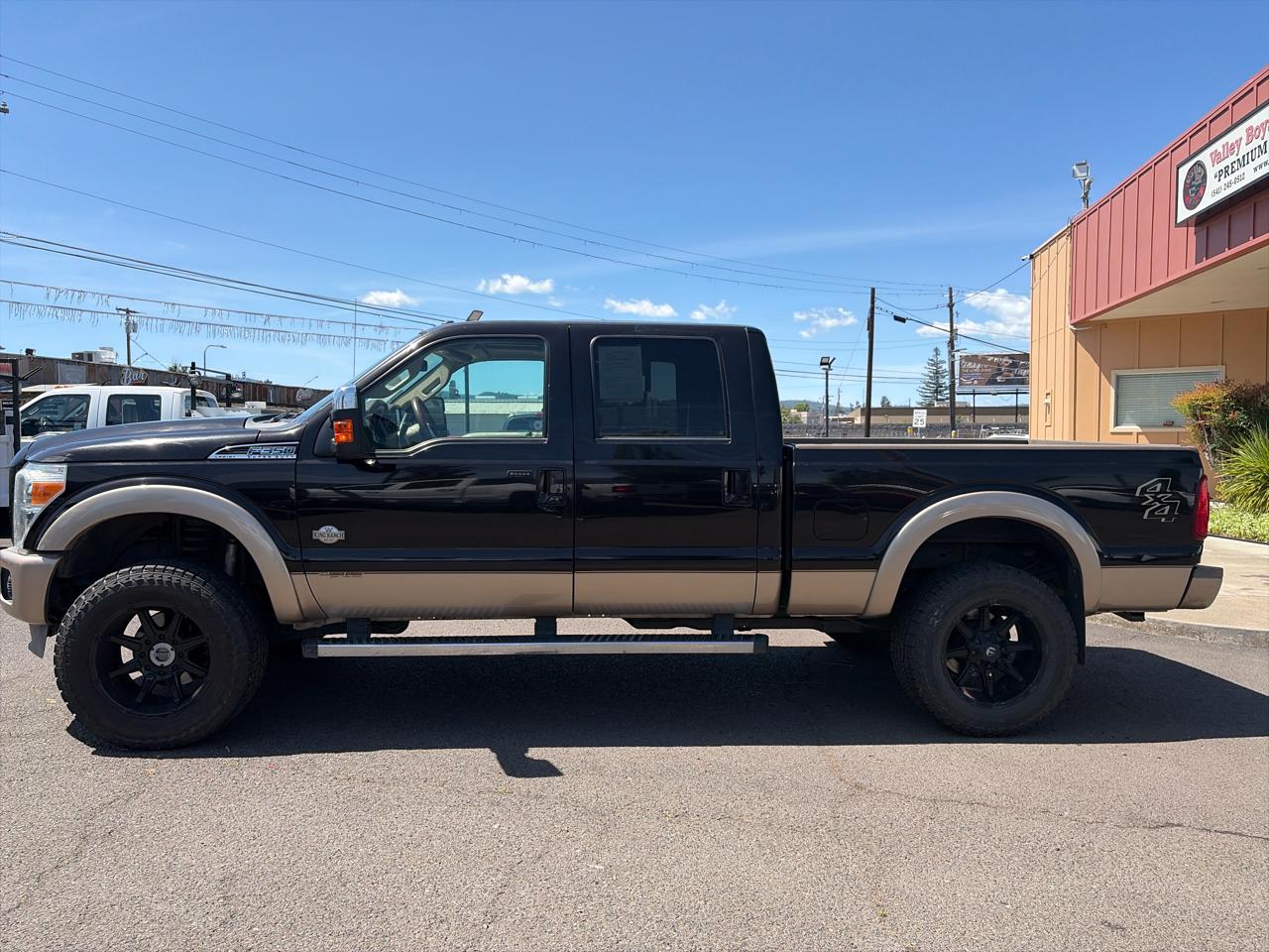 Ford F-350 SD King Ranch Crew Cab 4WD 2014