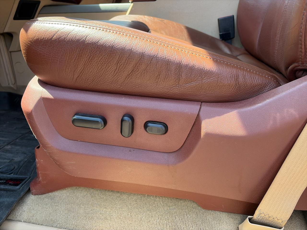 Ford F-350 SD King Ranch Crew Cab 4WD 2014