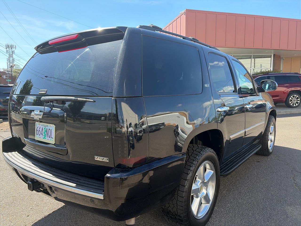 Chevrolet Tahoe LTZ 4WD 2011