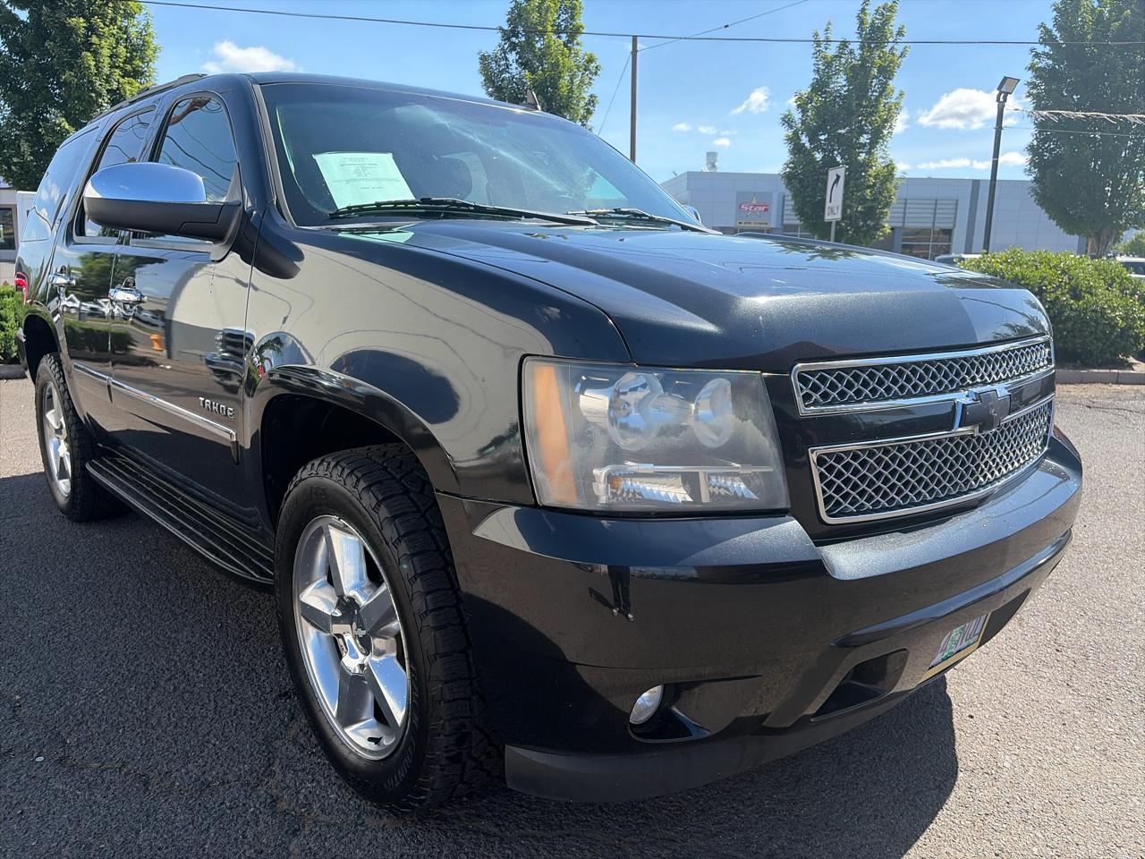Chevrolet Tahoe LTZ 4WD 2011