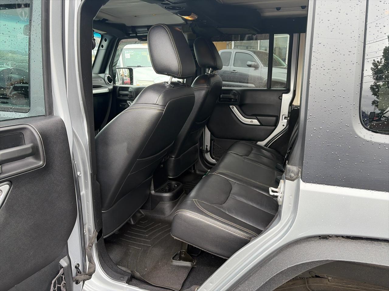 Jeep Wrangler Unlimited Rubicon 4WD 2015