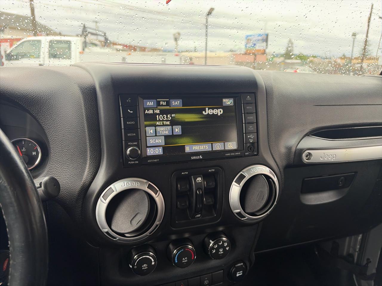 Jeep Wrangler Unlimited Rubicon 4WD 2015