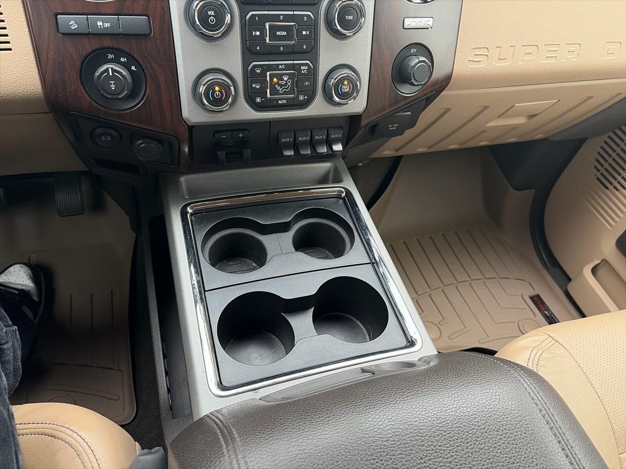 Ford F-350 SD King Ranch Crew Cab 4WD 2015
