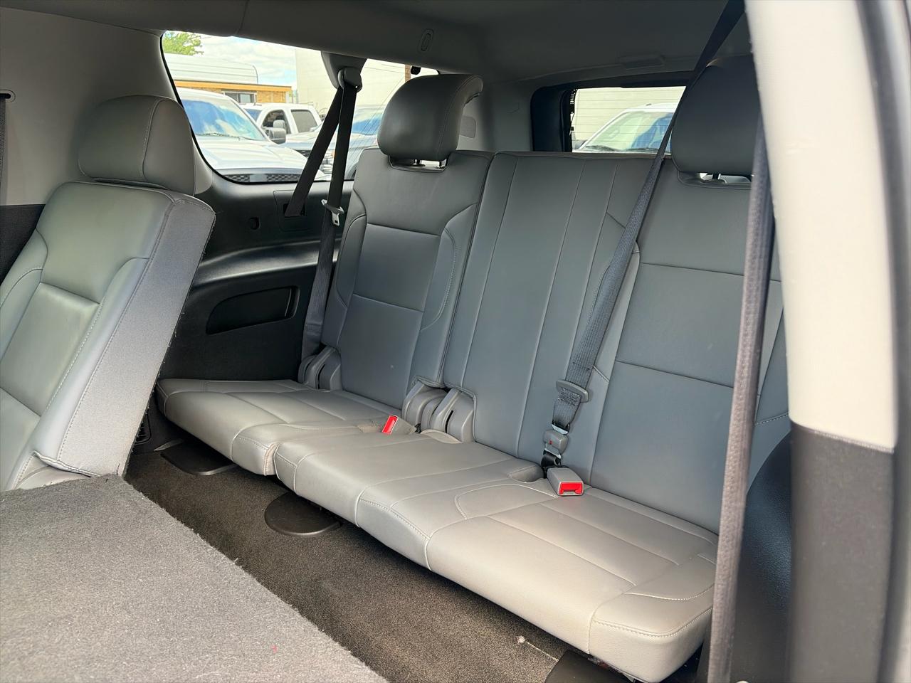 Chevrolet Suburban LT 4WD 2018
