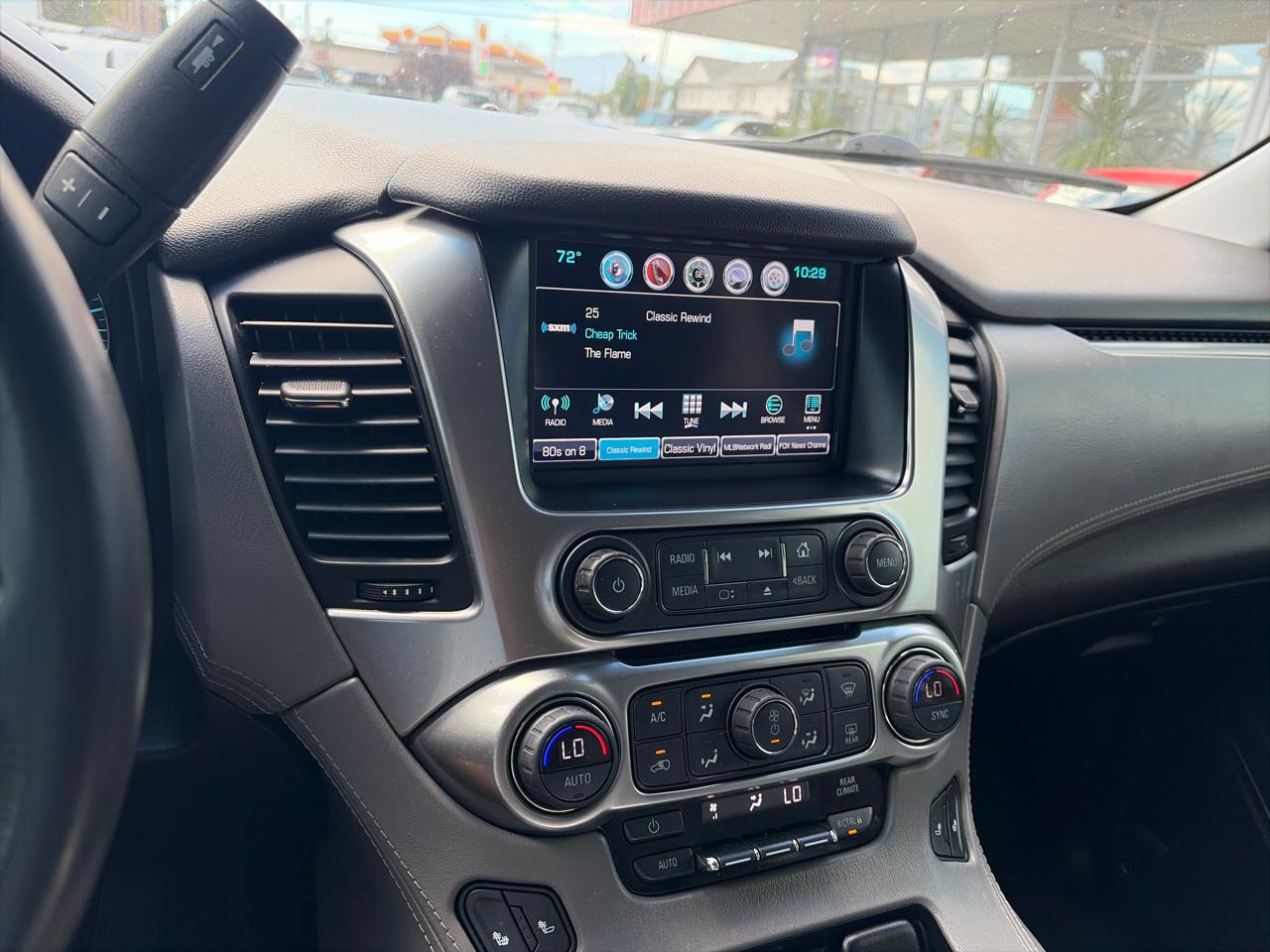 Chevrolet Suburban LT 4WD 2018