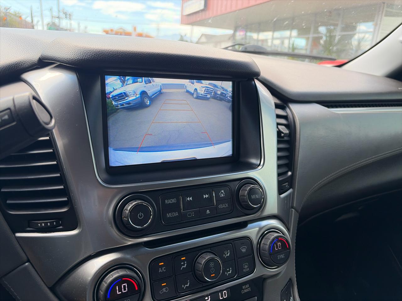 Chevrolet Suburban LT 4WD 2018
