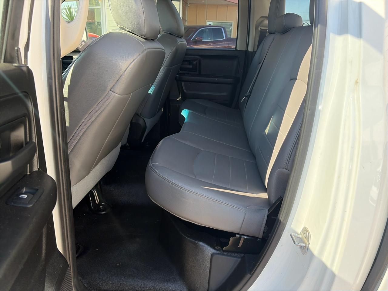 RAM 1500 Classic Tradesman Quad Cab 4WD 2019