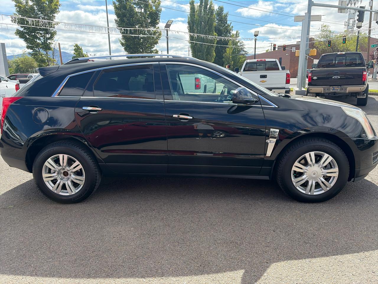 Cadillac SRX Luxury Collection AWD 2011
