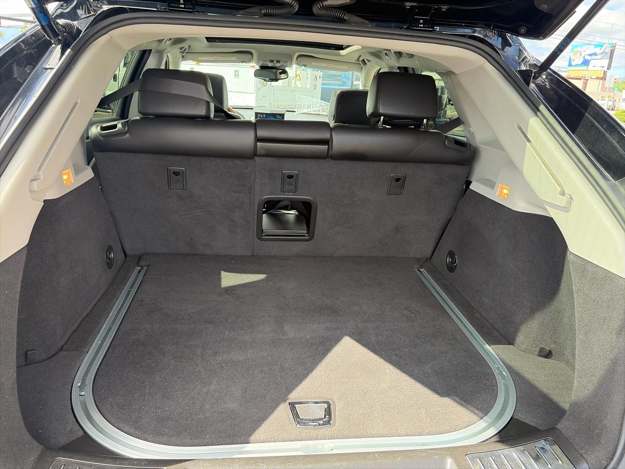 Cadillac SRX Luxury Collection AWD 2011