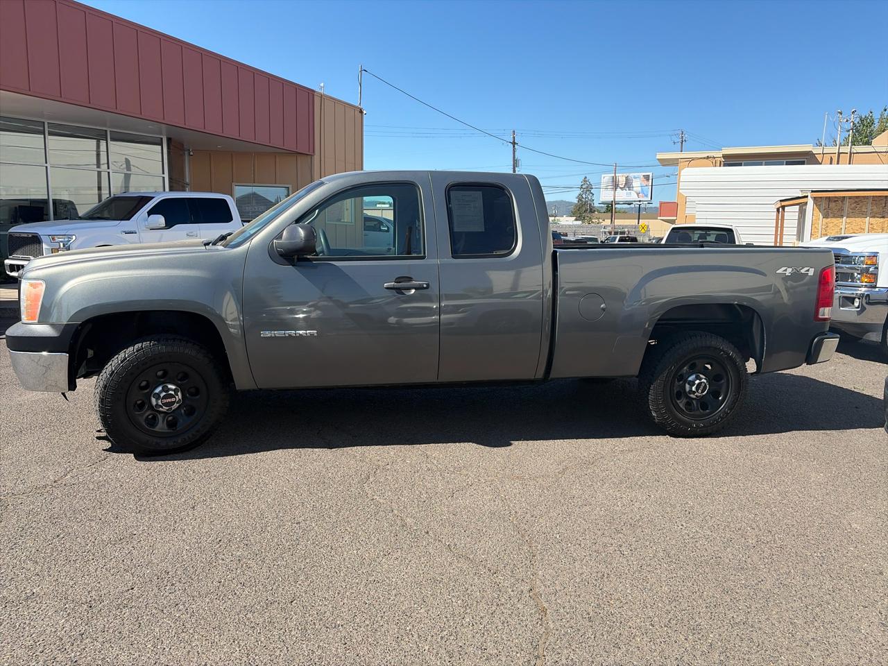 GMC Sierra 1500 Work Truck Ext. Cab 4WD 2011