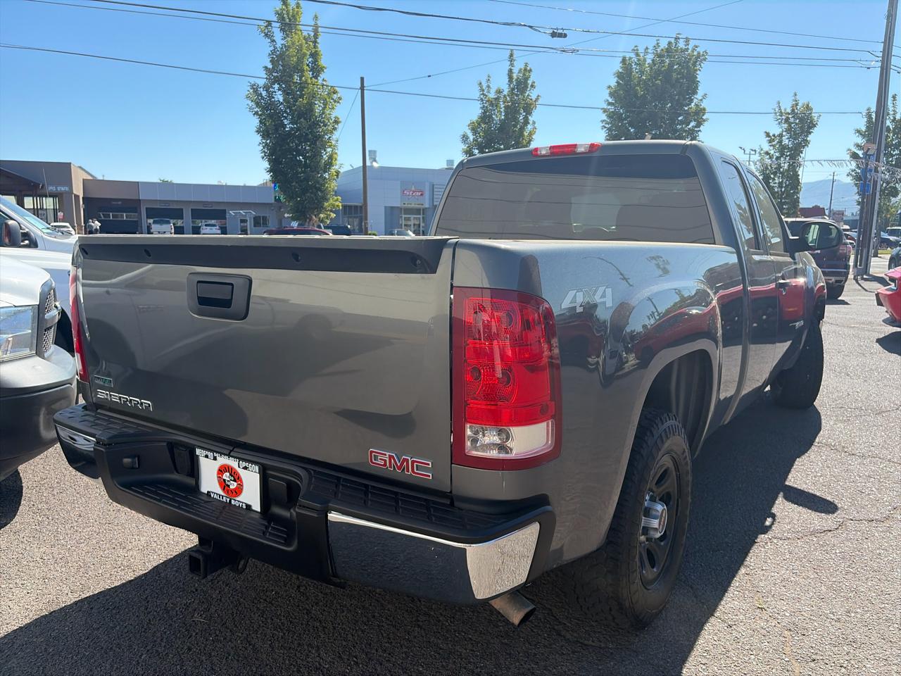 GMC Sierra 1500 Work Truck Ext. Cab 4WD 2011