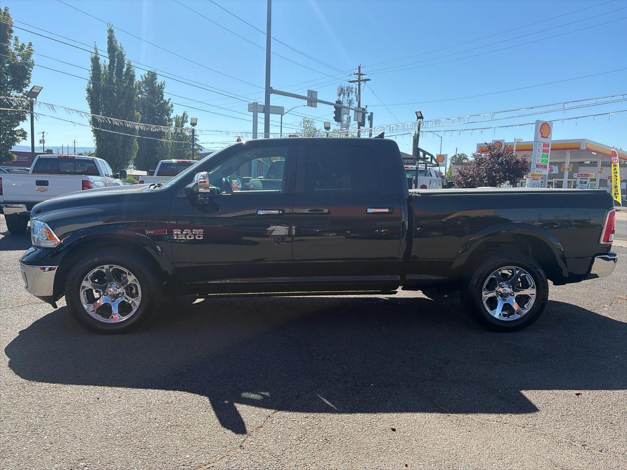 RAM 1500 Laramie Crew Cab LWB 4WD 2016