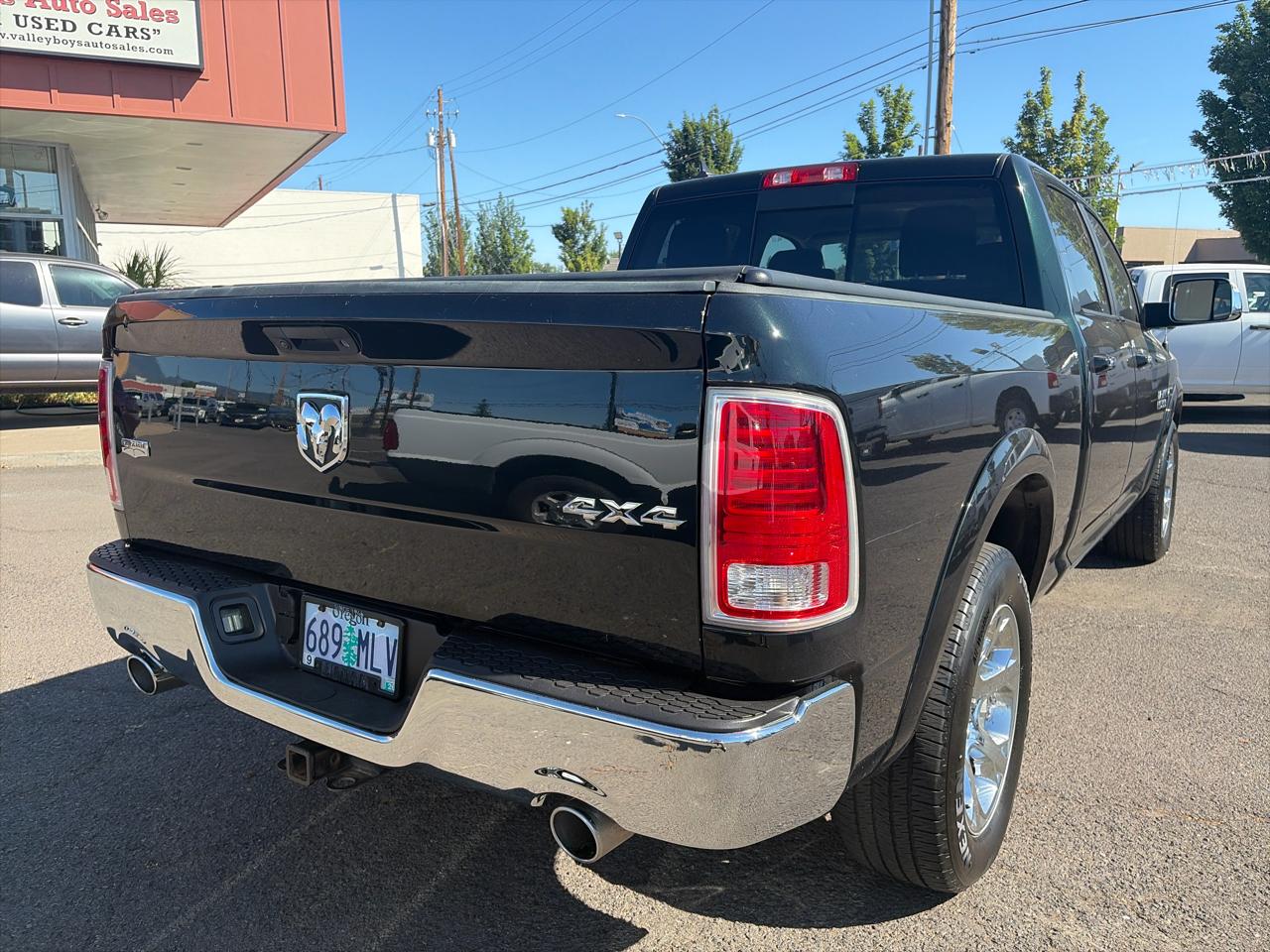 RAM 1500 Laramie Crew Cab LWB 4WD 2016