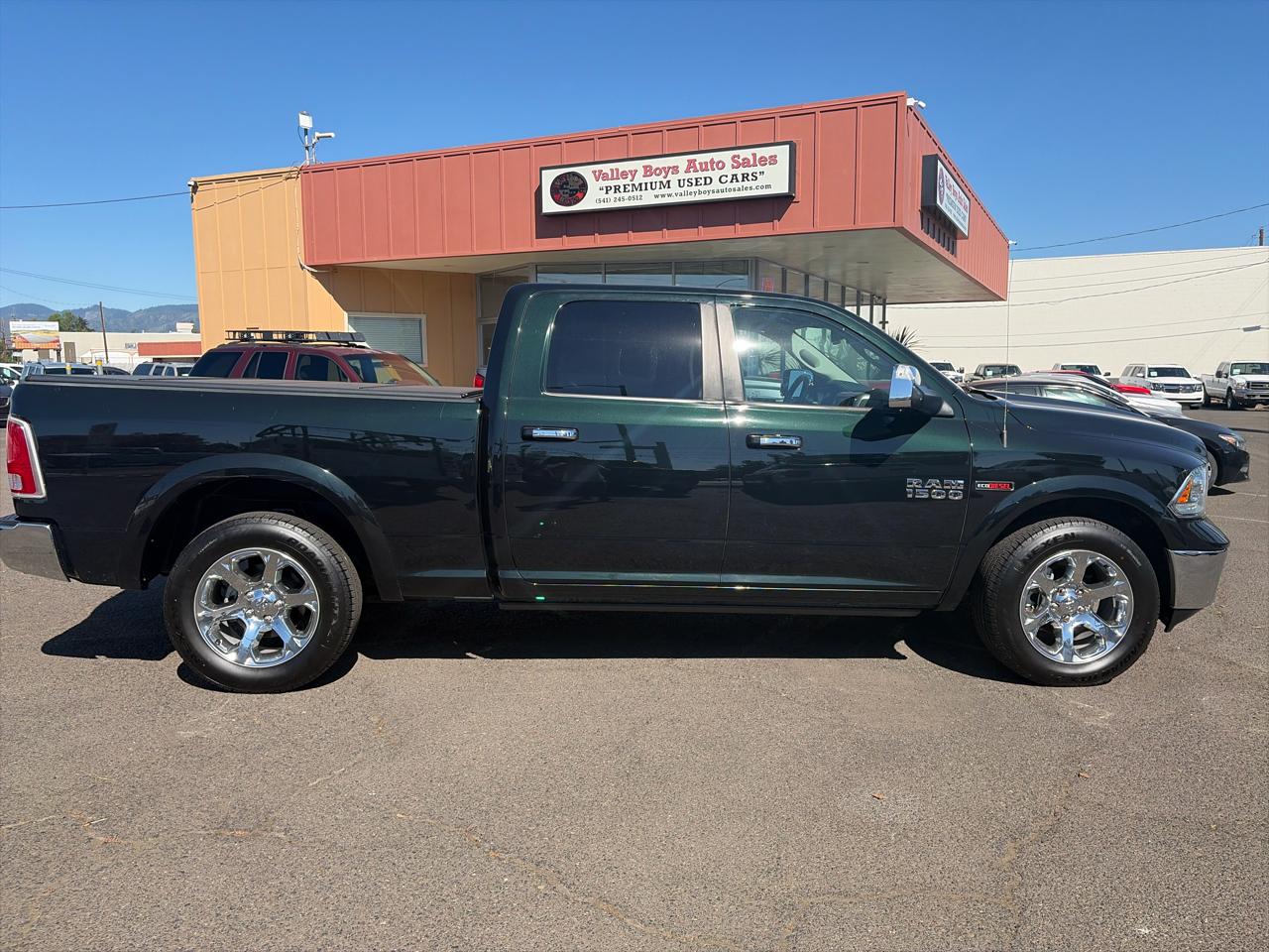 RAM 1500 Laramie Crew Cab LWB 4WD 2016