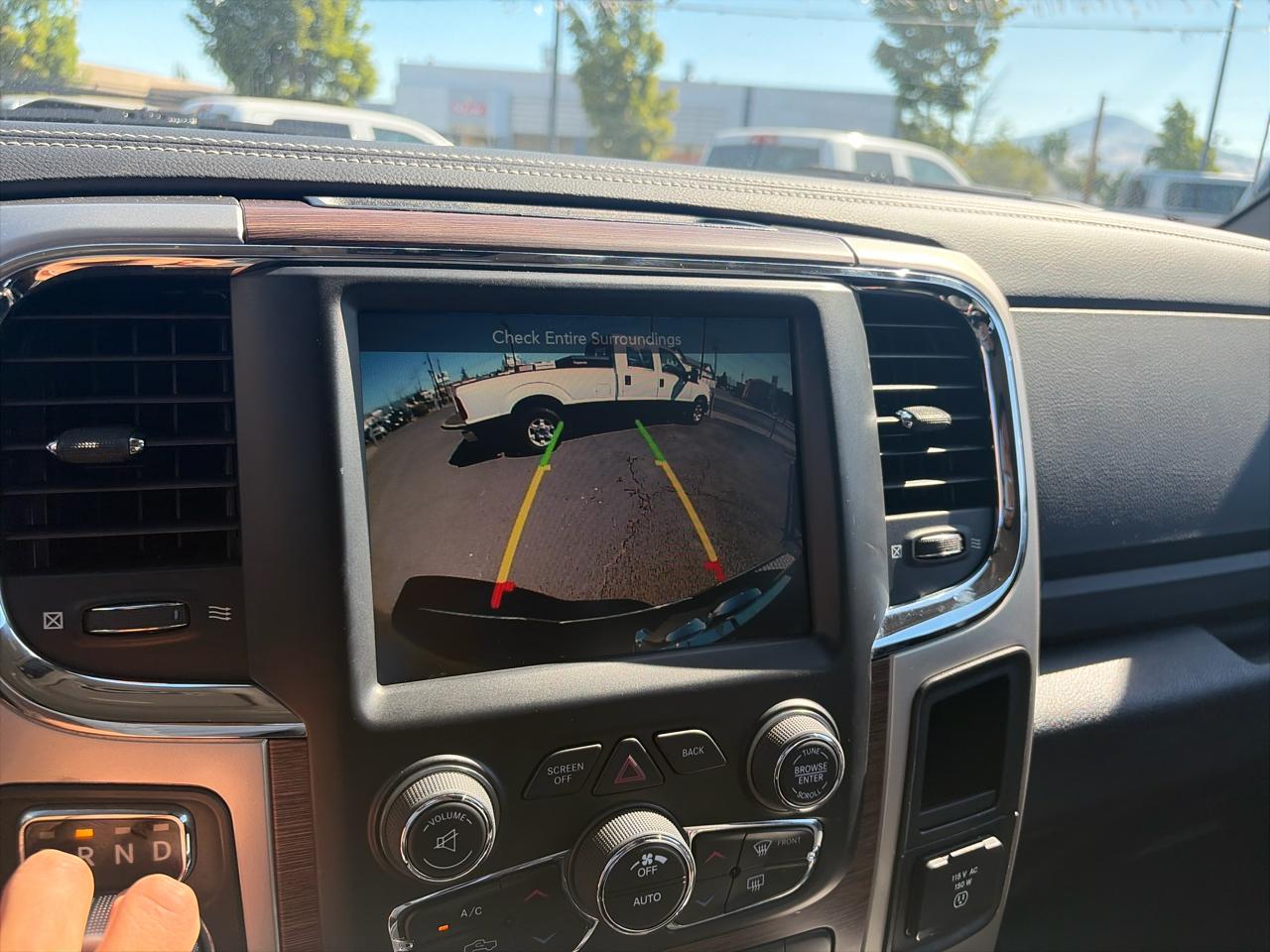 RAM 1500 Laramie Crew Cab LWB 4WD 2016