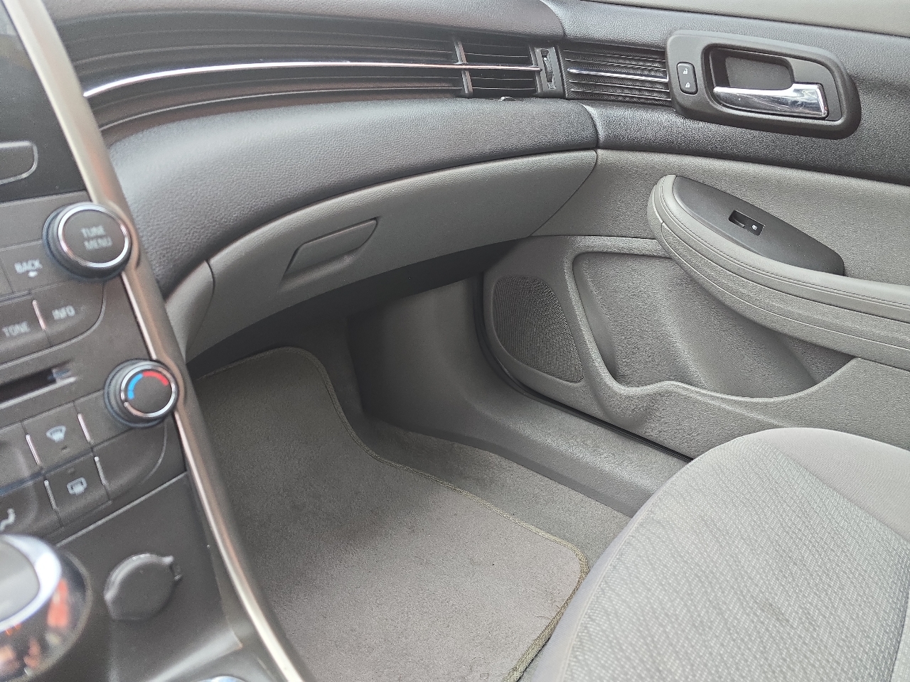 Chevrolet Malibu  2013