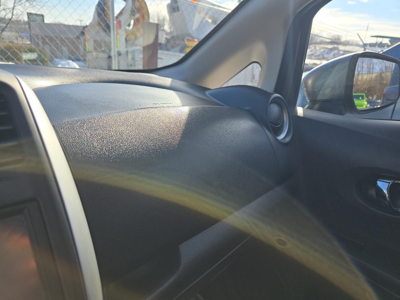 Nissan Versa Note  2019